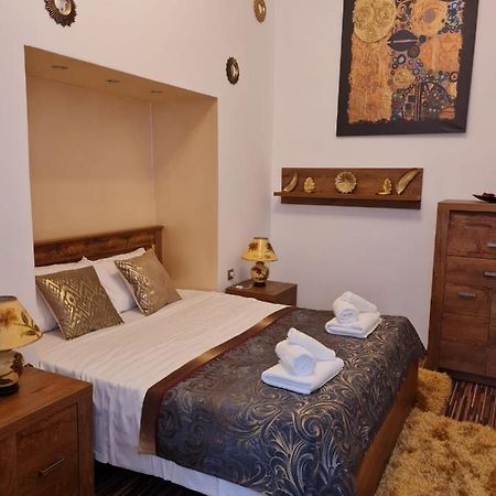 City Home Bukareszt Zewnętrze zdjęcie